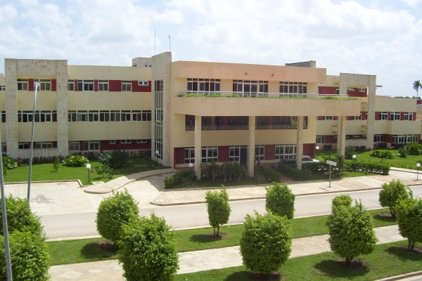 uci-098FC12F11D-BA42-D339-EB48-76B4F5460AF5.jpg